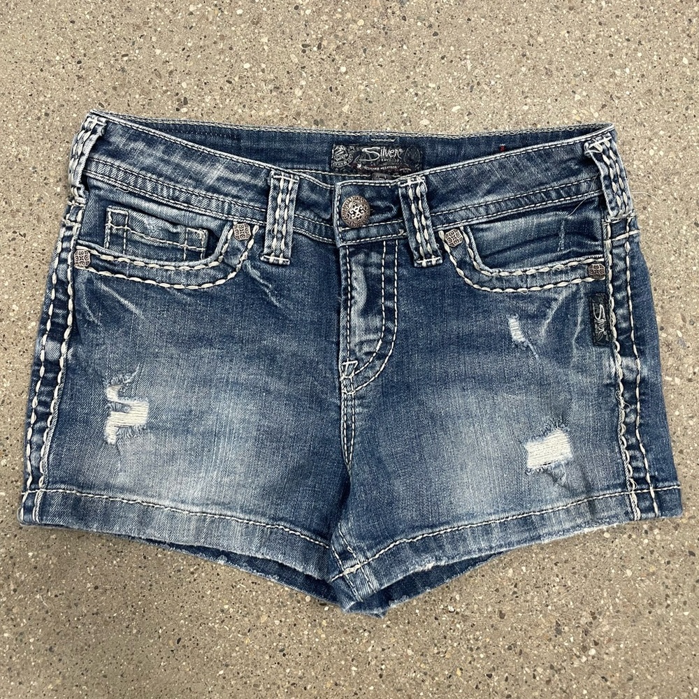 Silver Jeans Aiko Mid Shorts size 27